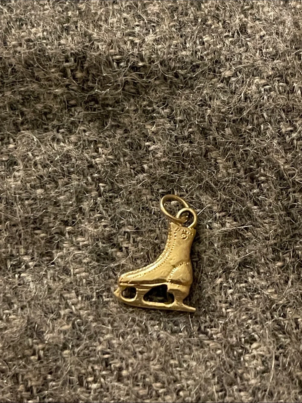 Vintage 14K Yellow Gold Figure Skating Ice Skate Charm